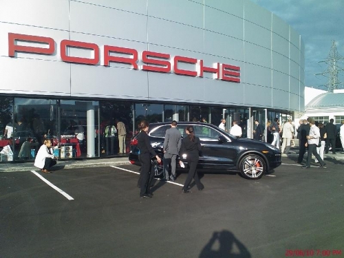 cayenne 2011 20100630 1289587123